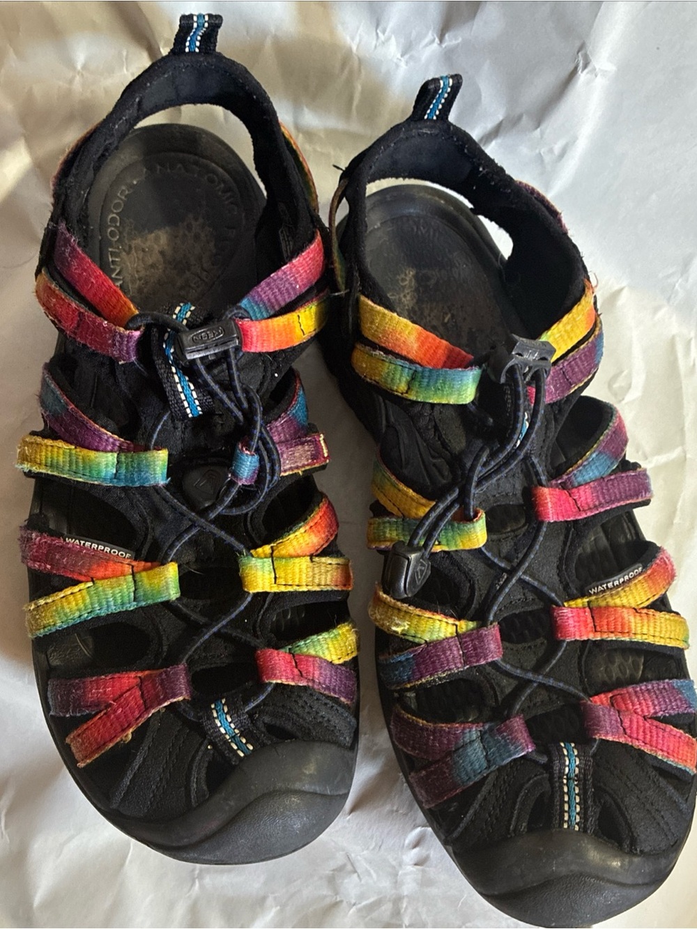 Keen Womens Newport Sandal Sz 9 Black Multicolor Rainbow Strappy Hiking Shoes